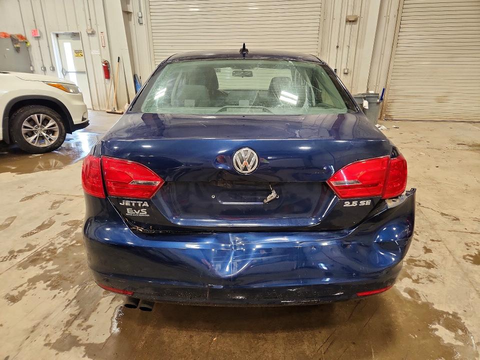 2013 Volkswagen Jetta მანქანა იყიდება აუქციონზე, vin: 3VWDX7AJ2DM428987, აუქციონის ნომერი: 58508896