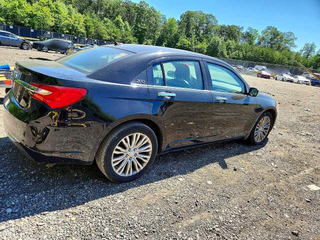 Продажа на аукционе авто 2013 Chrysler 200, vin: 1C3CCBCG2DN683504, номер лота: 55770306