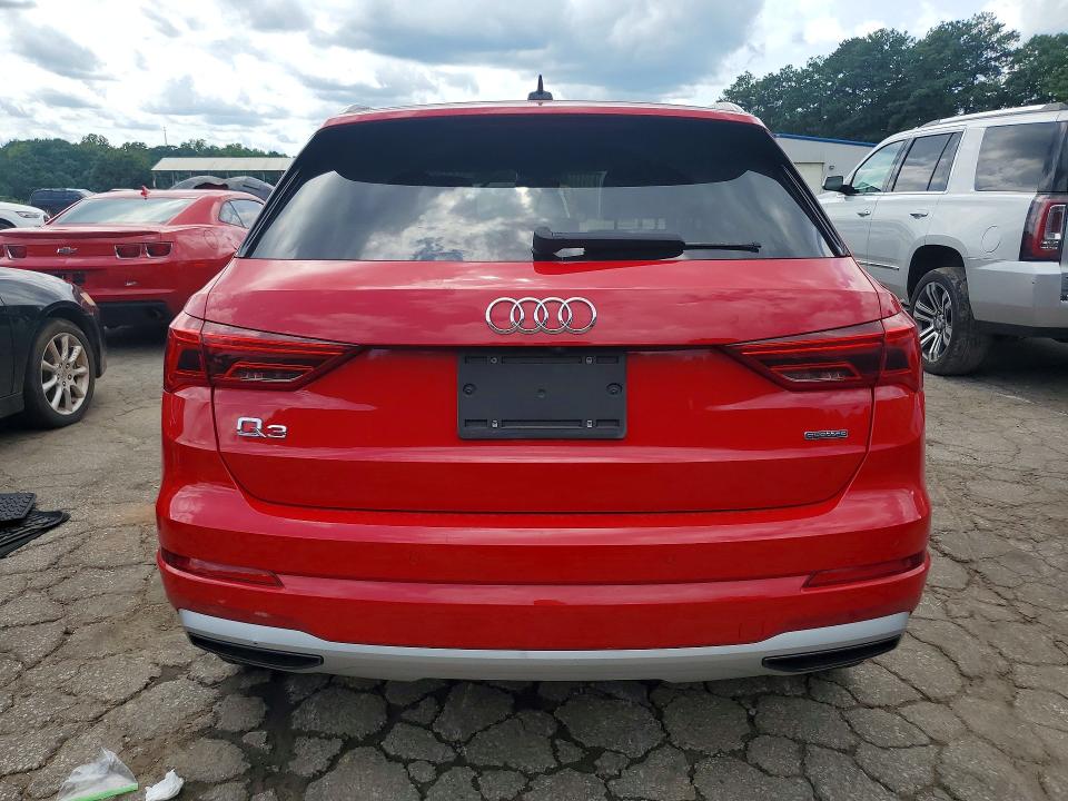 57719696 :رقم المزاد ، WA1AUCF38N1005826 vin ، 2022 Audi Q3 مزاد بيع