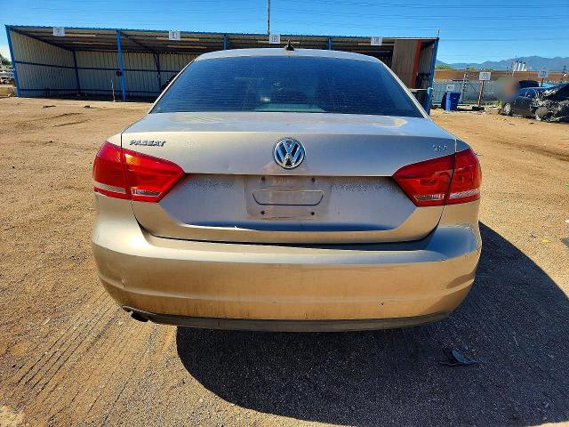 Продажа на аукционе авто 2015 Volkswagen Passat, vin: 1VWAT7A35FC015448, номер лота: 59236576