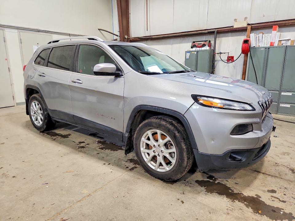 Продажа на аукционе авто 2016 Jeep Cherokee, vin: 1C4PJMCS3GW374769, номер лота: 58147766