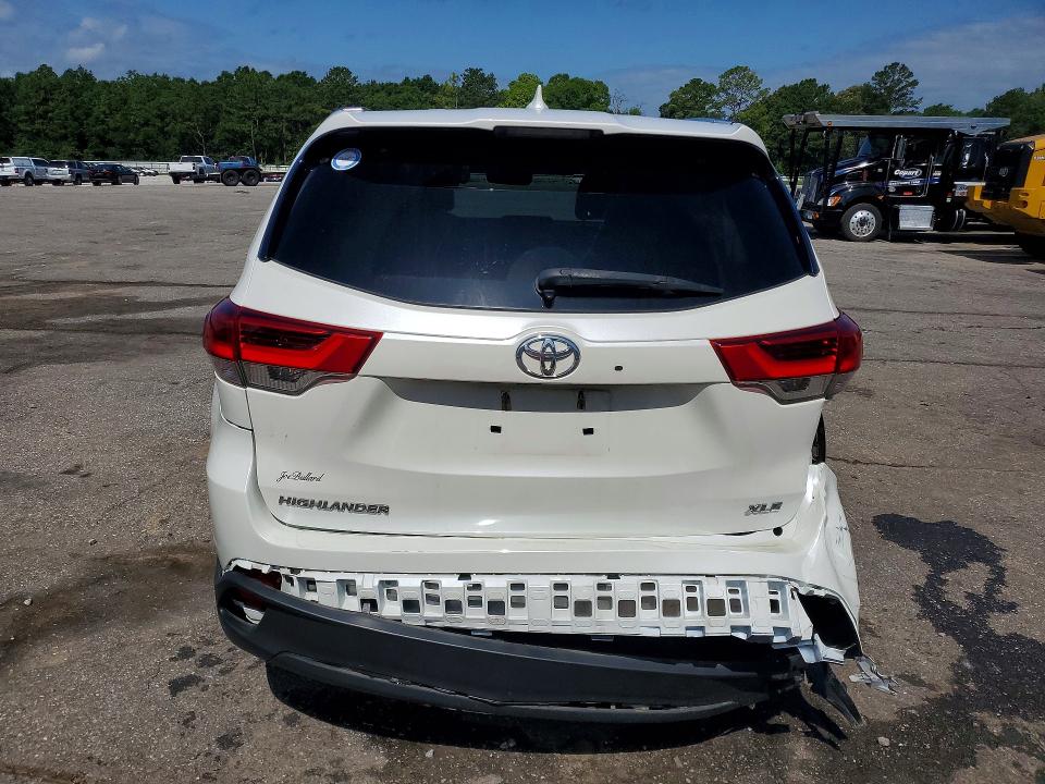56167506 :رقم المزاد ، 5TDKZRFH6HS515397 vin ، 2017 Toyota Highlander مزاد بيع