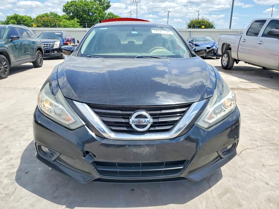 55541126 :رقم المزاد ، 1N4AL3AP6HC198625 vin ، 2017 Nissan Altima مزاد بيع