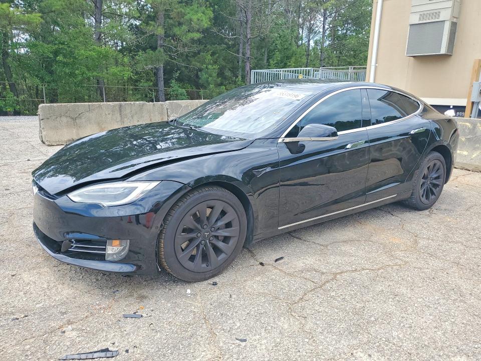 55319196 :رقم المزاد ، 5YJSA1E29JF234243 vin ، 2018 Tesla Model S مزاد بيع