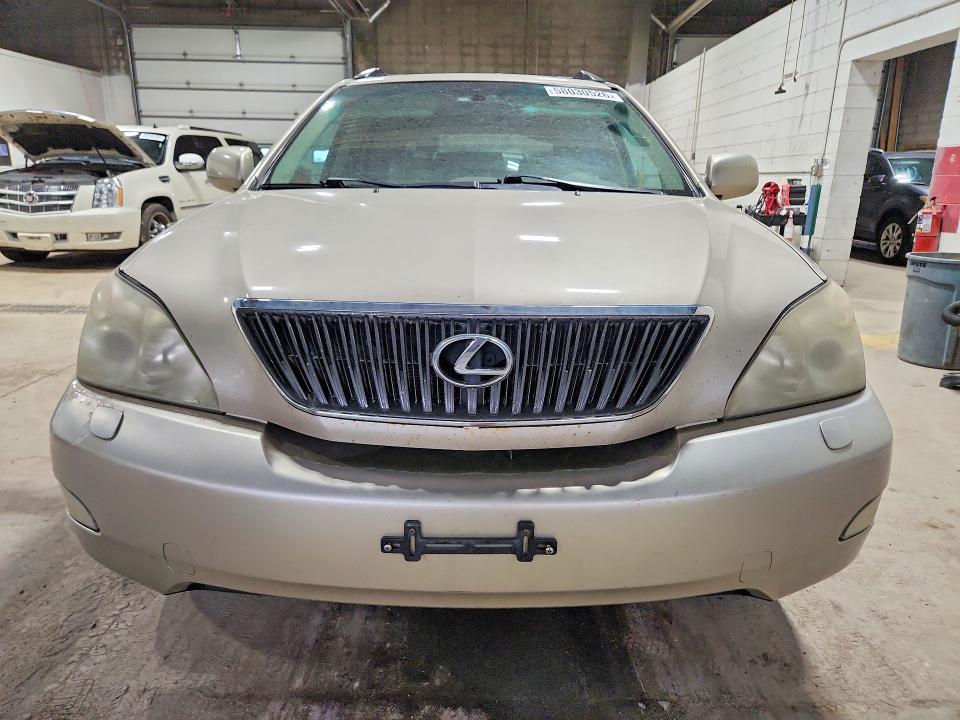 58030526 :رقم المزاد ، 2T2HA31U75C056237 vin ، 2005 Lexus Rx مزاد بيع