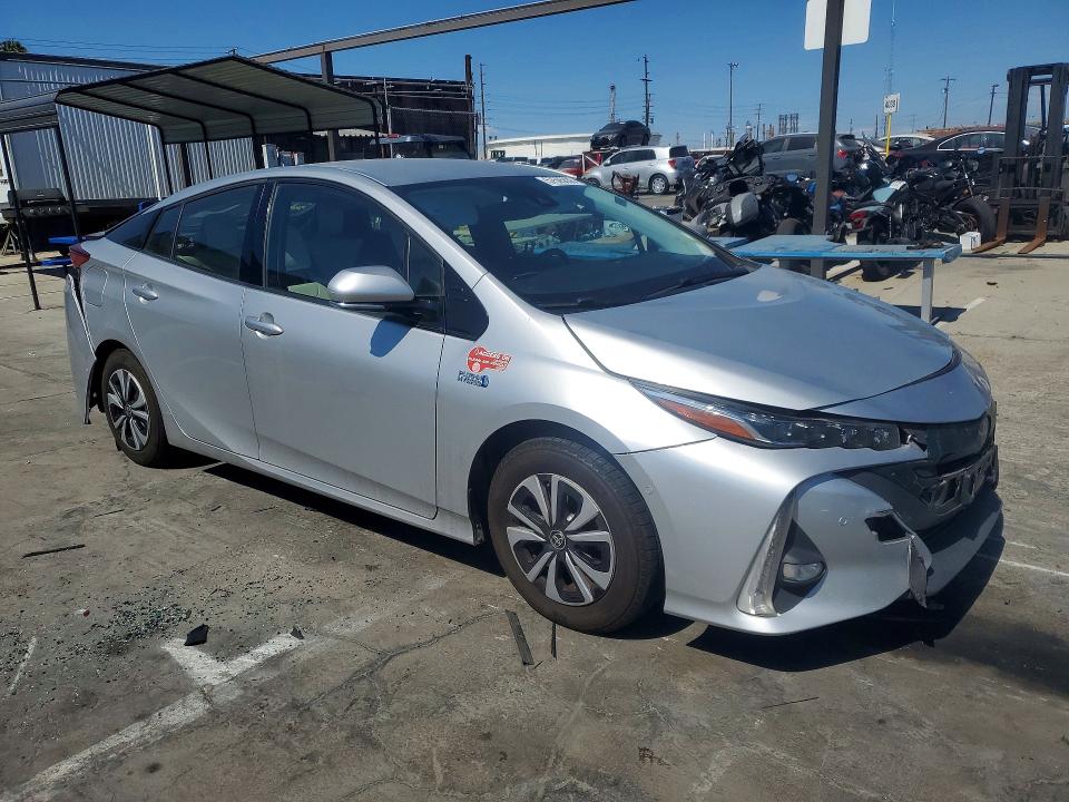 Продажа на аукционе авто 2017 Toyota Prius Prime, vin: JTDKARFP1H3005426, номер лота: 57505836