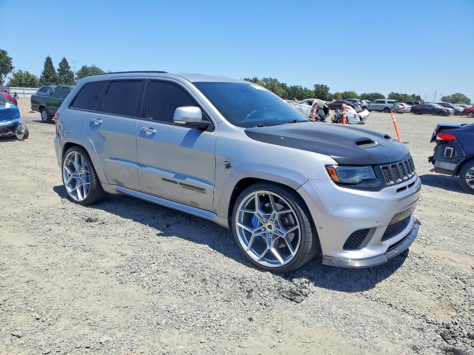 57231586 :رقم المزاد ، 1C4RJFN90JC406696 vin ، 2018 Jeep Grand Cherokee مزاد بيع