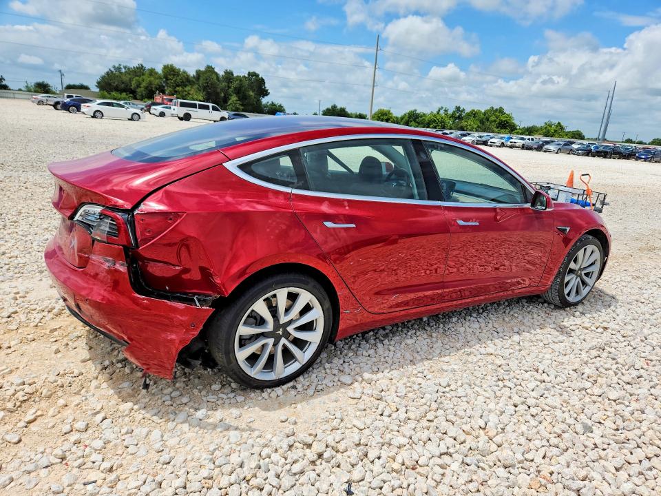 2018 Tesla Model 3 მანქანა იყიდება აუქციონზე, vin: 5YJ3E1EA7JF035787, აუქციონის ნომერი: 57216826