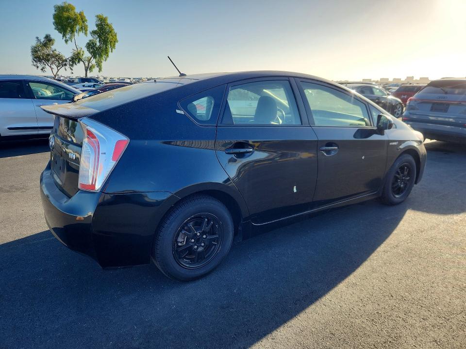 2015 Toyota Prius მანქანა იყიდება აუქციონზე, vin: JTDKN3DU2F0467924, აუქციონის ნომერი: 59109806