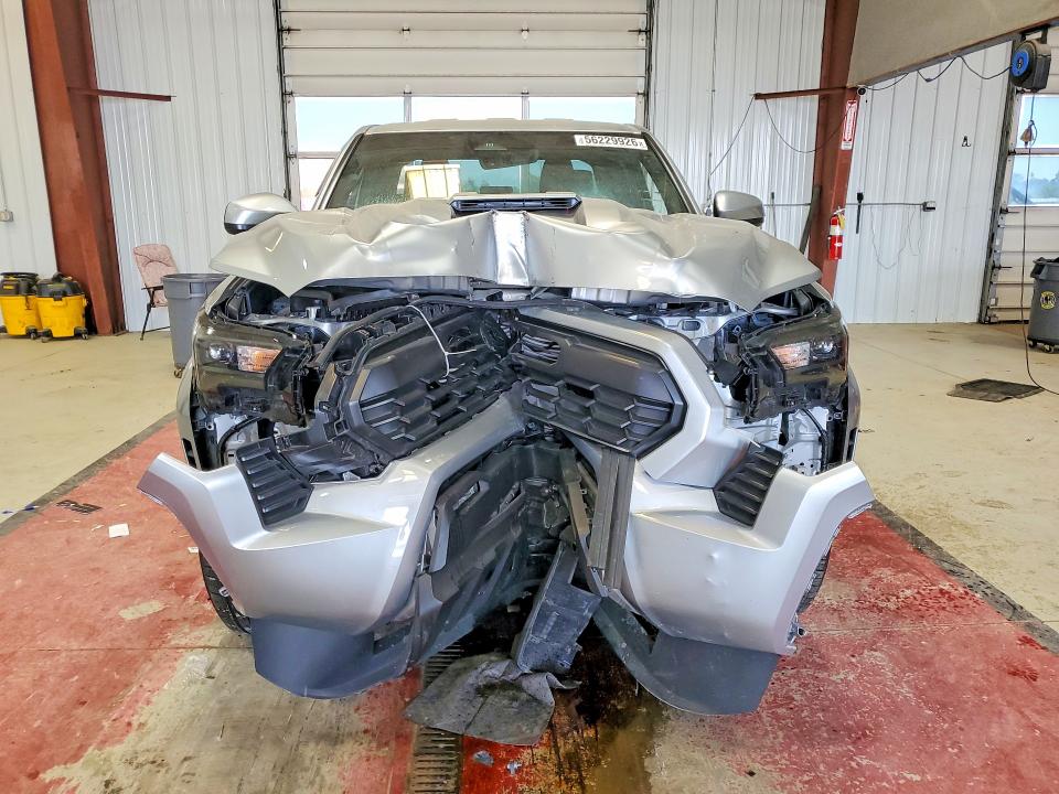 2025 Toyota Tacoma მანქანა იყიდება აუქციონზე, vin: 3TYKB5FN9ST027303, აუქციონის ნომერი: 56229926