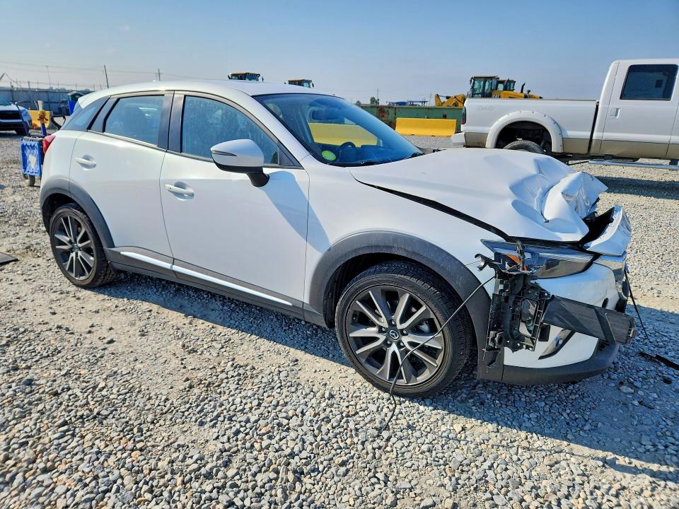 2016 Mazda Cx-3 მანქანა იყიდება აუქციონზე, vin: JM1DKBD72G0117572, აუქციონის ნომერი: 58561466
