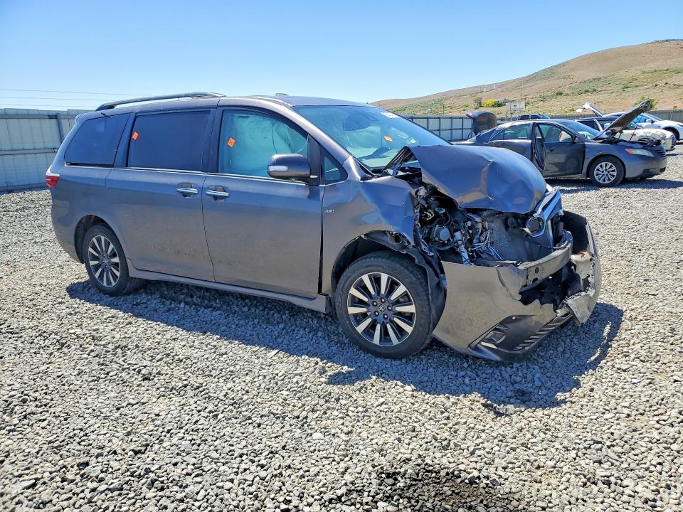 Продажа на аукционе авто 2020 Toyota Sienna, vin: 5TDDZ3DC5LS232480, номер лота: 55474756