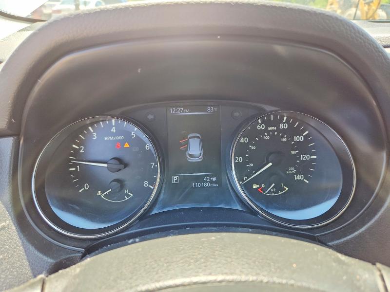 55968826 :رقم المزاد ، JN1BJ1CR4HW129084 vin ، 2017 Nissan Rogue Sport مزاد بيع