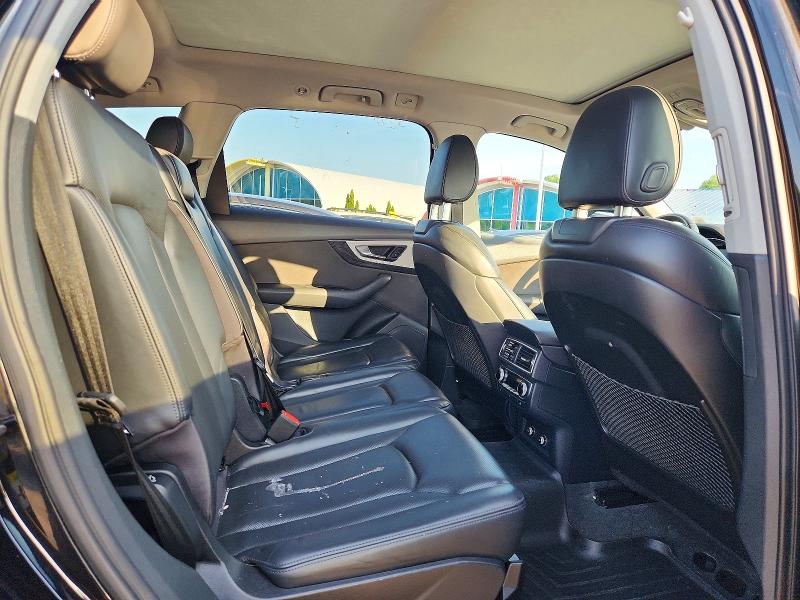 58942916 :رقم المزاد ، WA1VAAF70JD018094 vin ، 2018 Audi Q7 مزاد بيع