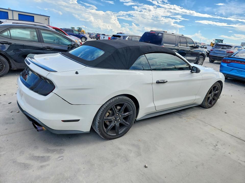 56427436 :رقم المزاد ، 1FATP8UH0K5191602 vin ، 2019 Ford Mustang مزاد بيع