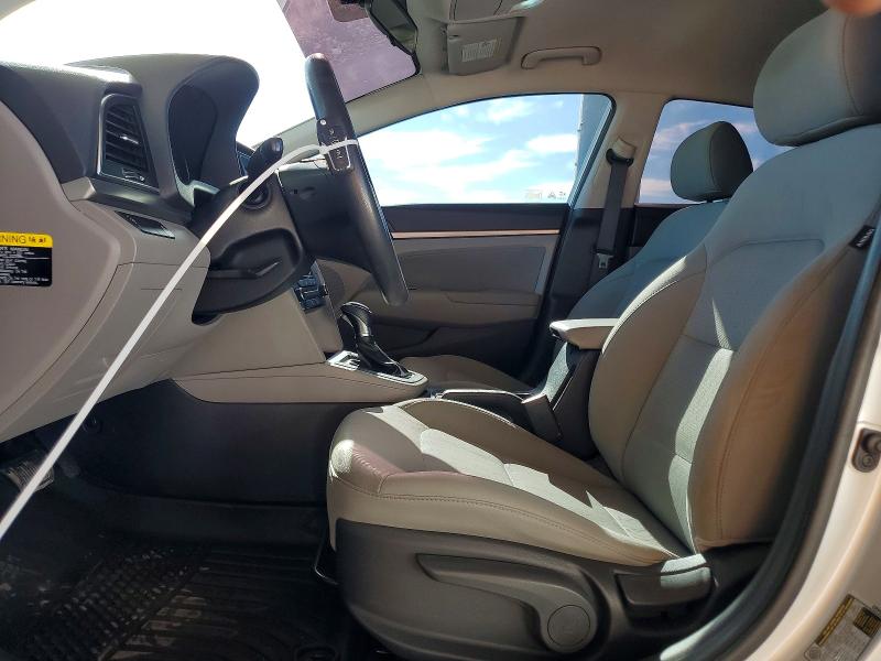 56982126 :رقم المزاد ، 5NPD84LF3HH042968 vin ، 2017 Hyundai Elantra مزاد بيع