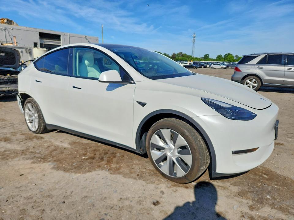 Продажа на аукционе авто 2023 Tesla Model Y, vin: 7SAYGDEE1PF802923, номер лота: 55568696