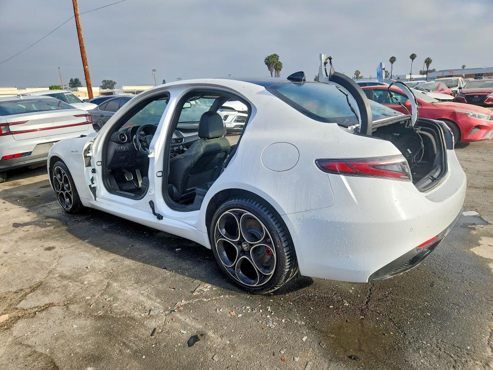 Aukcja sprzedaży 2024 Alfa Romeo Giulia, vin: ZARFAMBN1R7683277, numer aukcji: 55211926