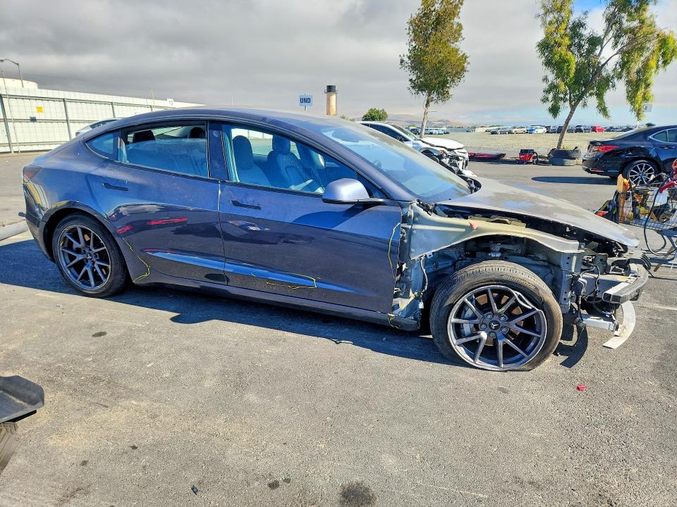 58301676 :رقم المزاد ، 5YJ3E1EA2NF168107 vin ، 2022 Tesla Model 3 مزاد بيع