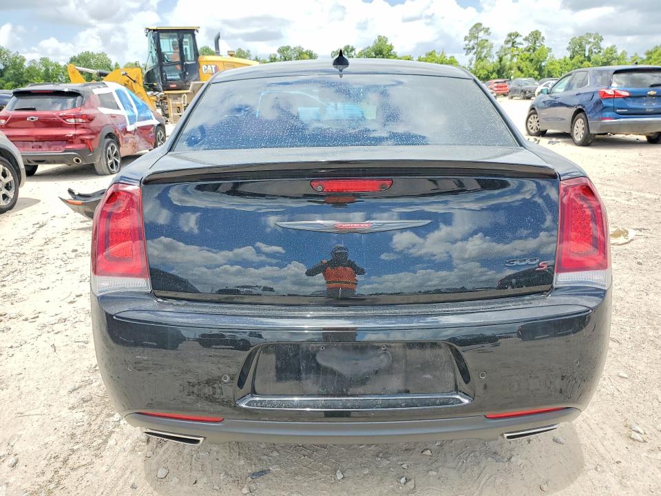 2021 Chrysler 300 მანქანა იყიდება აუქციონზე, vin: 2C3CCABGXMH538165, აუქციონის ნომერი: 56876116