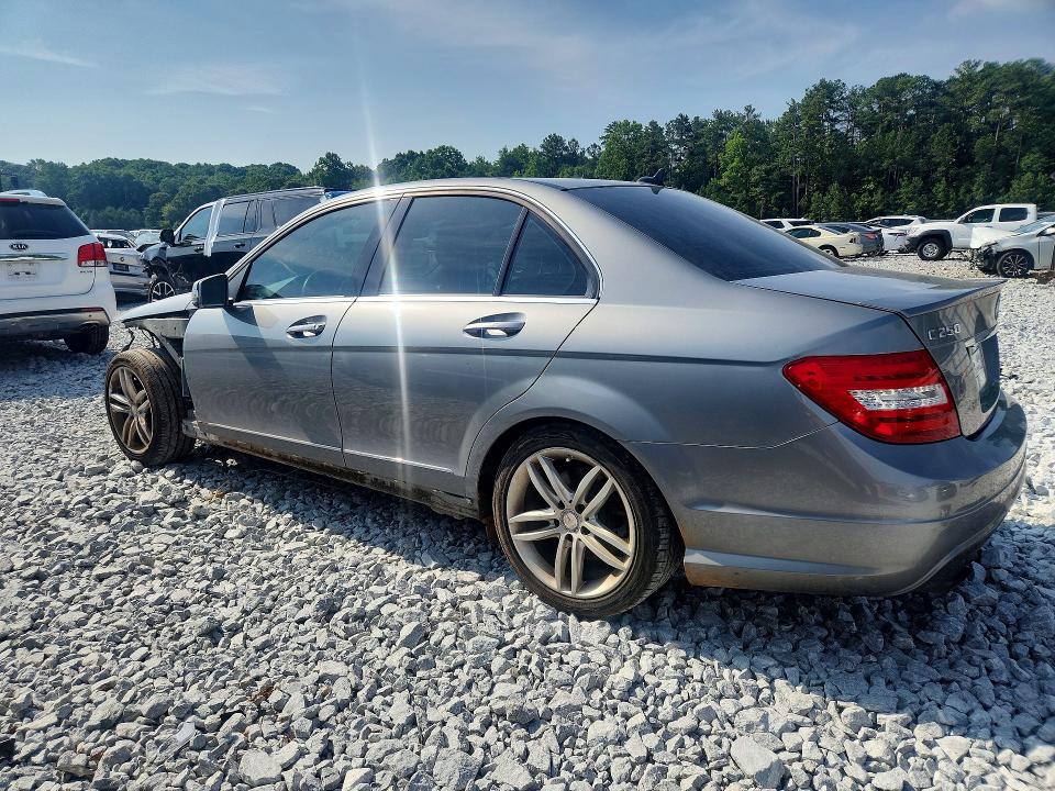 2013 Mercedes-benz C მანქანა იყიდება აუქციონზე, vin: WDDGF4HB7DA857416, აუქციონის ნომერი: 53043946