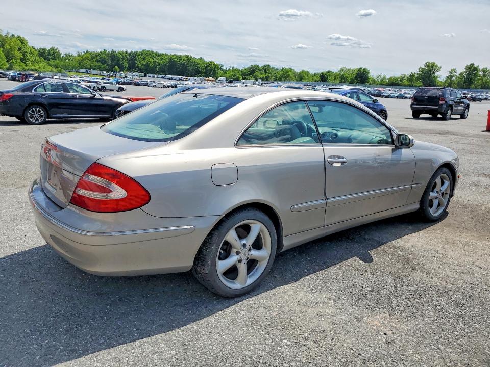 55866476 :رقم المزاد ، WDBTJ65J95F128626 vin ، 2005 Mercedes-benz Clk مزاد بيع