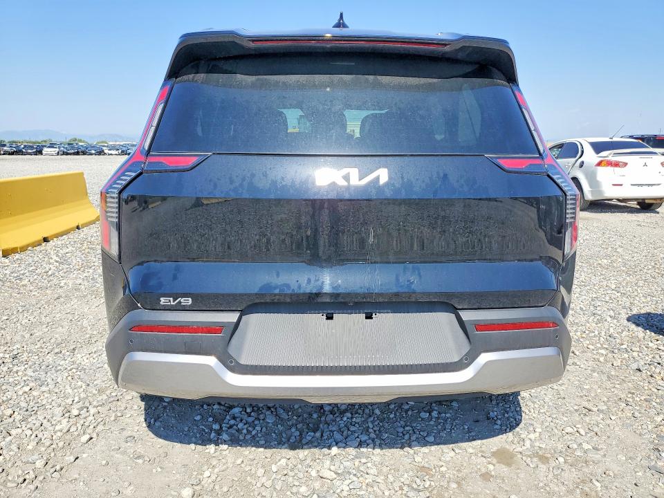 Продаж на аукціоні авто 2024 Kia Ev9, vin: KNDAFFS53R6044678, номер лоту: 76296865
