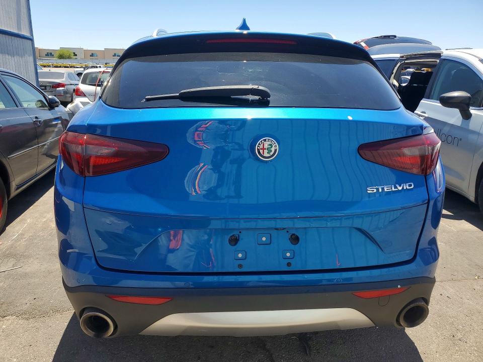 56521016 :رقم المزاد ، ZASPAJAN3L7C84304 vin ، 2020 Alfa Romeo Stelvio مزاد بيع