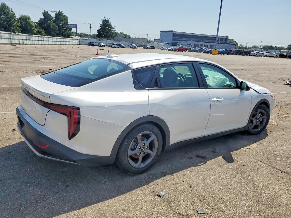 Продажа на аукционе авто 2025 Kia K4, vin: 3KPFT4DE8SE144954, номер лота: 58094436