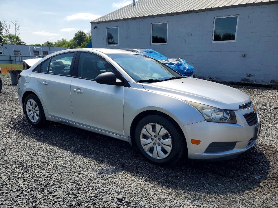 2014 Chevrolet Cruze მანქანა იყიდება აუქციონზე, vin: 1G1PA5SG3E7170007, აუქციონის ნომერი: 57394786