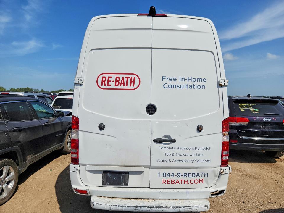 59151206 :رقم المزاد ، WD3PE8DD9GP272084 vin ، 2016 Mercedes-benz Sprinter مزاد بيع