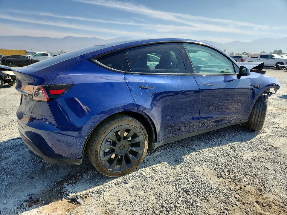 Продаж на аукціоні авто 2024 Tesla Model Y, vin: 7SAYGDEEXRF070164, номер лоту: 55723176