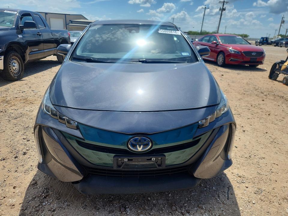 Продаж на аукціоні авто 2018 Toyota Prius Prime, vin: JTDKARFP6J3087174, номер лоту: 55809816