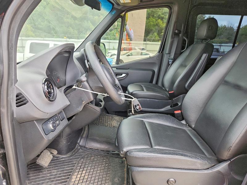 55421356 :رقم المزاد ، WDZFF0CD2KP172712 vin ، 2019 Mercedes-benz Sprinter مزاد بيع