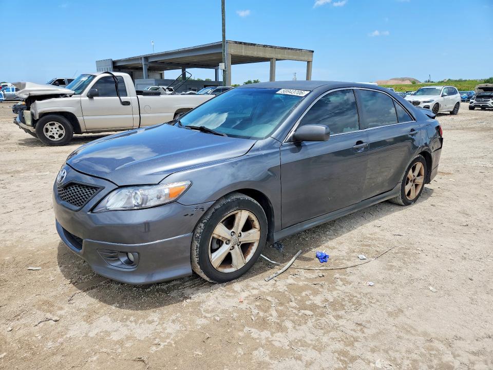 2010 Toyota Camry მანქანა იყიდება აუქციონზე, vin: 4T1BF3EK3AU098739, აუქციონის ნომერი: 58943706
