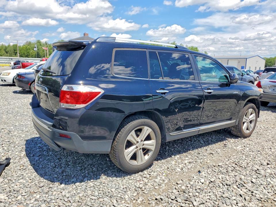 2013 Toyota Highlander მანქანა იყიდება აუქციონზე, vin: 5TDDK3EH4DS224421, აუქციონის ნომერი: 57887836