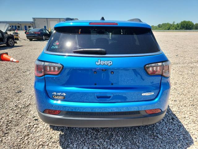 55767906 :رقم المزاد ، 3C4NJDBB8JT290632 vin ، 2018 Jeep Compass مزاد بيع