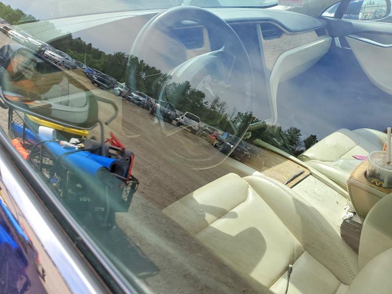 Продажа на аукционе авто 2018 Tesla Model S, vin: 5YJSA1E2XJF297822, номер лота: 57339586