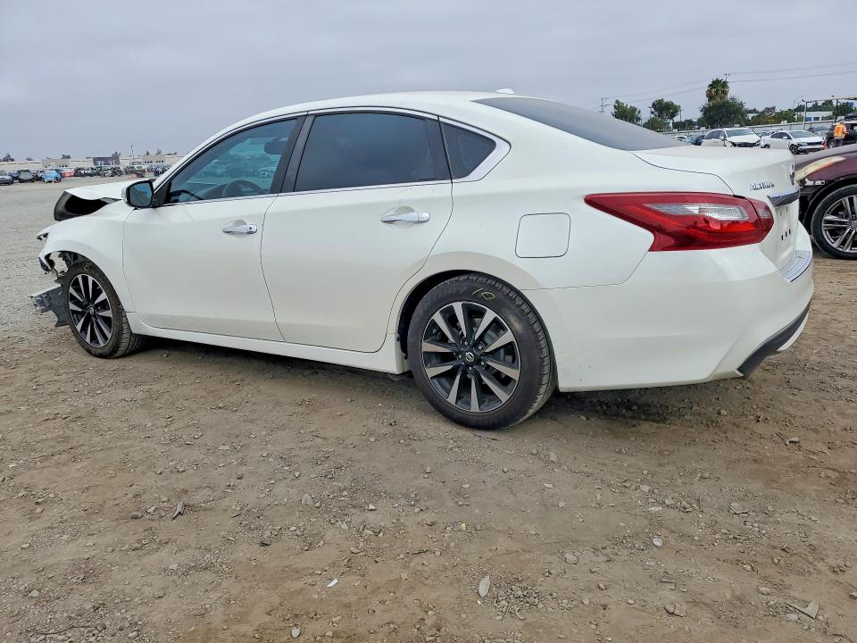 2018 Nissan Altima მანქანა იყიდება აუქციონზე, vin: 1N4AL3AP5JC134713, აუქციონის ნომერი: 58318166