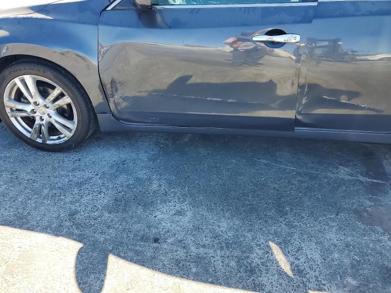 2013 Nissan Altima მანქანა იყიდება აუქციონზე, vin: 1N4BL3AP0DN435936, აუქციონის ნომერი: 57385886