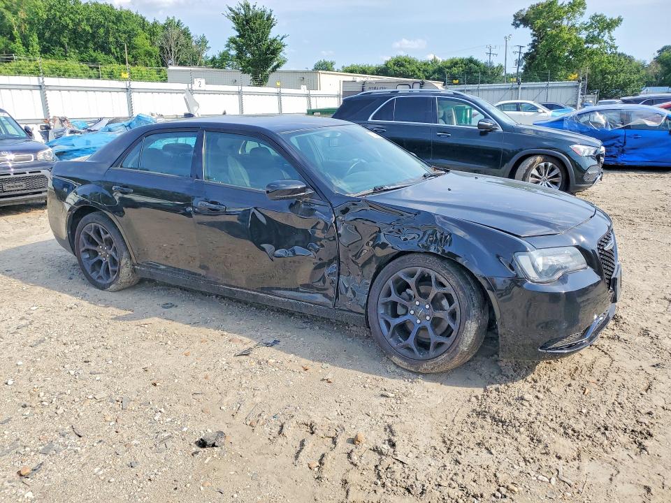 Продаж на аукціоні авто 2020 Chrysler 300, vin: 2C3CCAAGXLH120379, номер лоту: 57594436