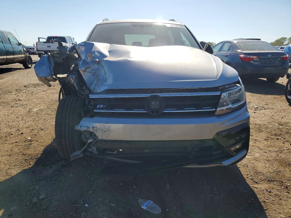 56155706 :رقم المزاد ، 3VV2B7AXXLM153673 vin ، 2020 Volkswagen Tiguan مزاد بيع