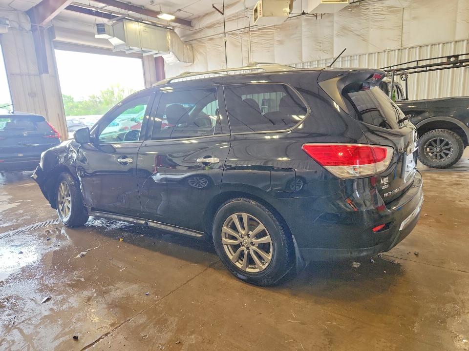 Продажа на аукционе авто 2015 Nissan Pathfinder, vin: 5N1AR2MMXFC666739, номер лота: 56234876