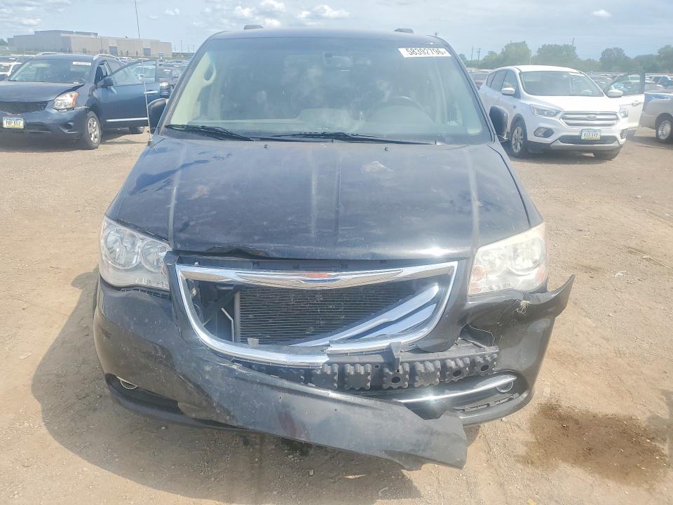 58392796 :رقم المزاد ، 2C4RC1BG1DR743860 vin ، 2013 Chrysler Town & Country مزاد بيع