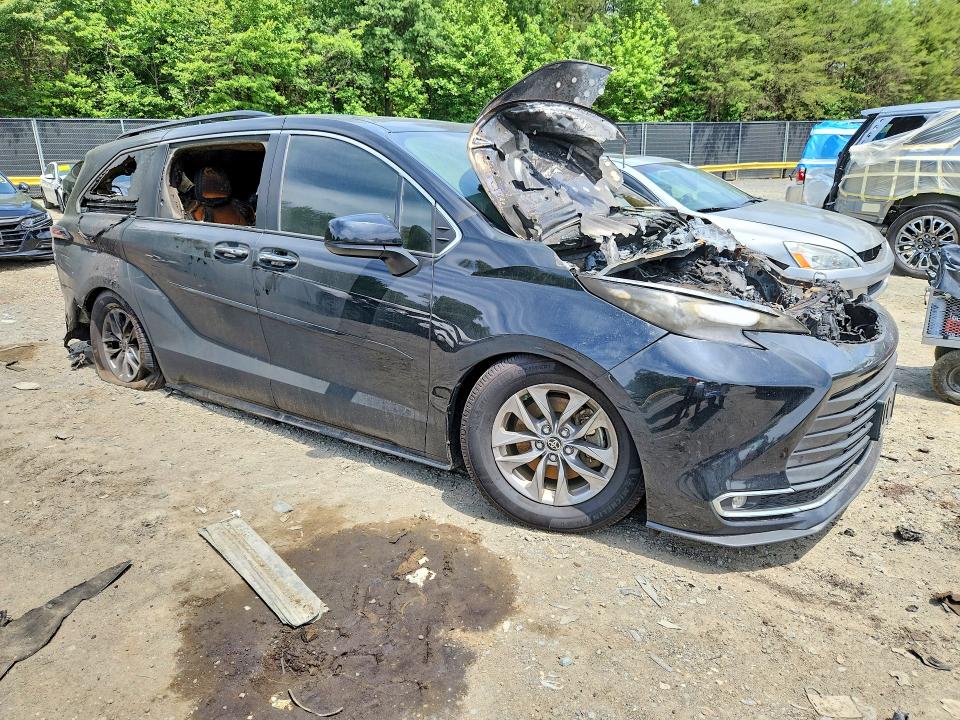 Продаж на аукціоні авто 2022 Toyota Sienna, vin: 5TDJRKEC7NS116633, номер лоту: 55628746