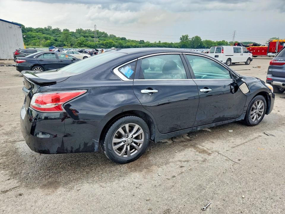 2015 Nissan Altima მანქანა იყიდება აუქციონზე, vin: 1N4AL3AP6FC567271, აუქციონის ნომერი: 57748386