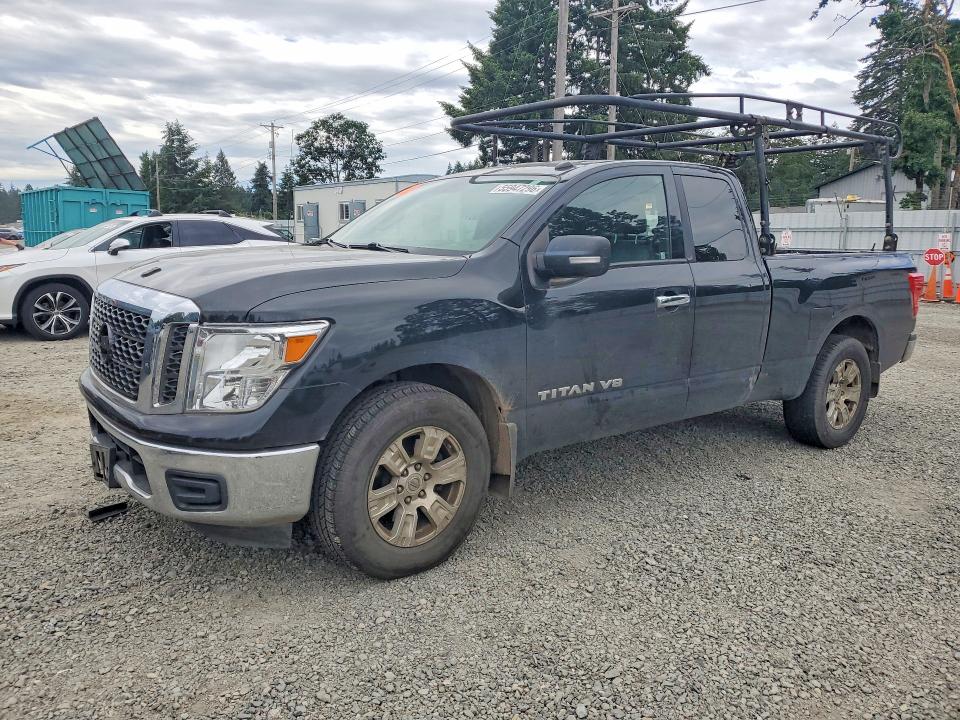 55947296 :رقم المزاد ، 1N6AA1CK1JN549325 vin ، 2018 Nissan Titan مزاد بيع