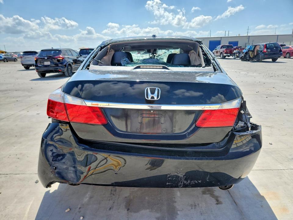56495746 :رقم المزاد ، 1HGCR3F93FA017888 vin ، 2015 Honda Accord مزاد بيع
