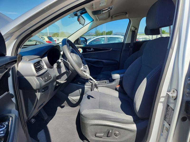 2019 Kia Sorento მანქანა იყიდება აუქციონზე, vin: 5XYPGDA52KG505644, აუქციონის ნომერი: 57592926