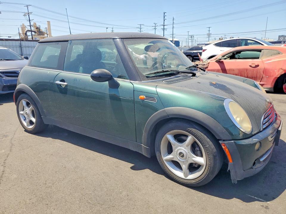 56563336 :رقم المزاد ، WMWRC33465TJ63642 vin ، 2005 Mini Cooper مزاد بيع